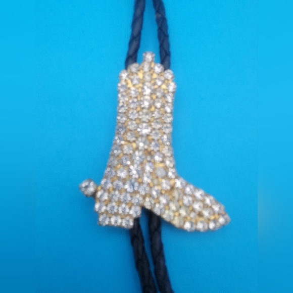 🤠 Rhinestone Cowboy 🤠 Boot Bolo - Picture 4 of 5